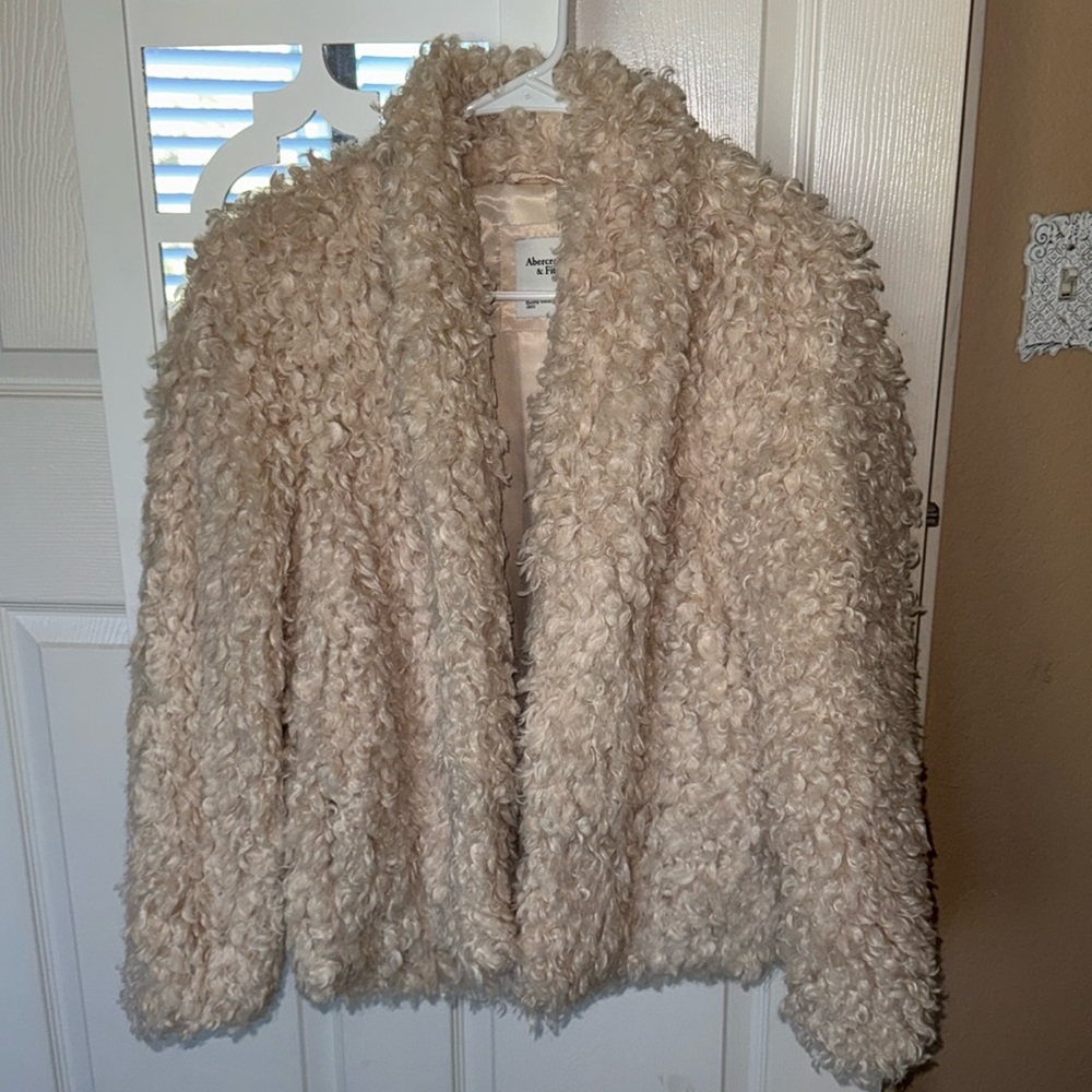 Abercrombie & Fitch Women’s Coat